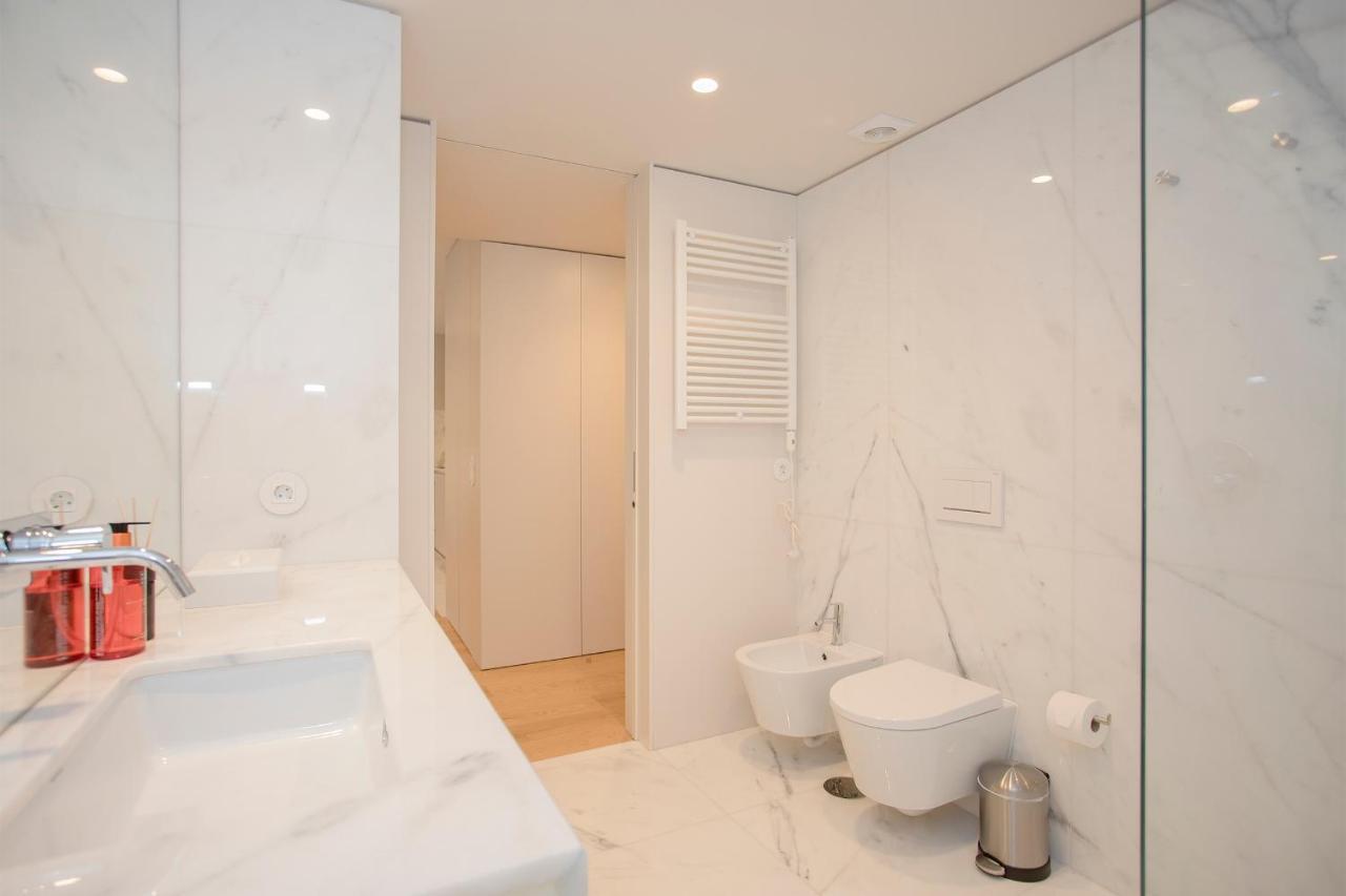 Primrose Apartment Porto Luaran gambar